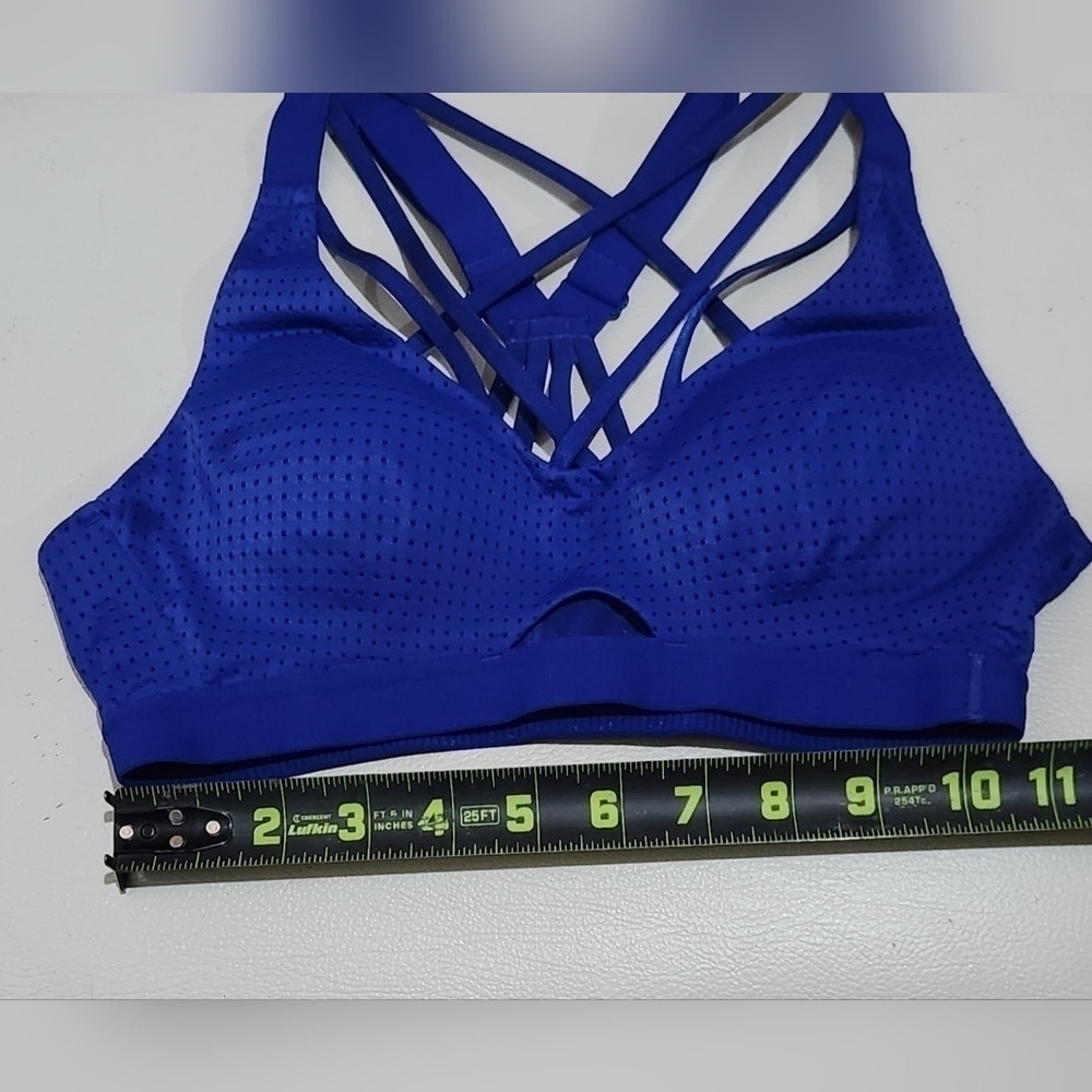 Victoria Secret sports bra bundle - Picture 5 of 9